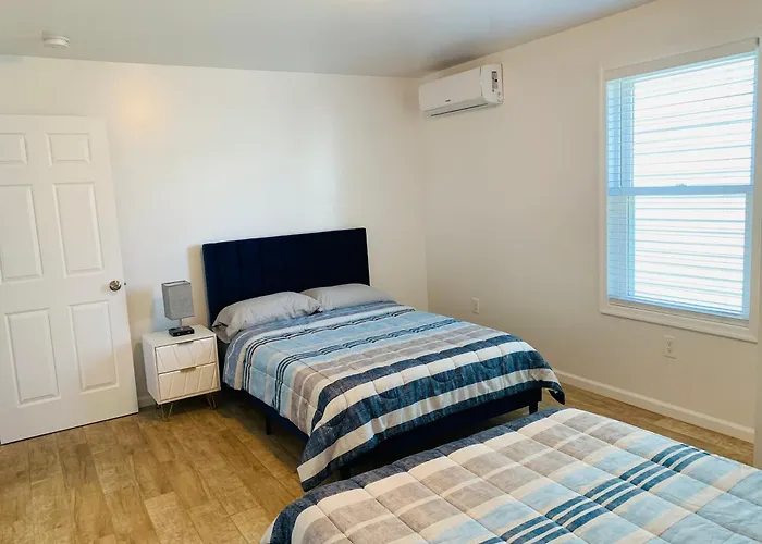 Apartment Blue Diamond Unit 1 Judlee Ave