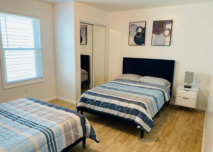 Apartment Blue Diamond Unit 1 Judlee Ave *